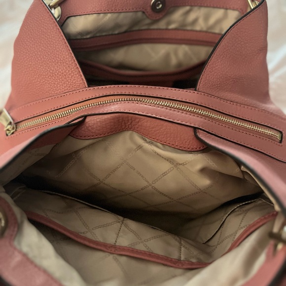 Michael Kors dusty pink shoulder bag - Picture 5 of 11
